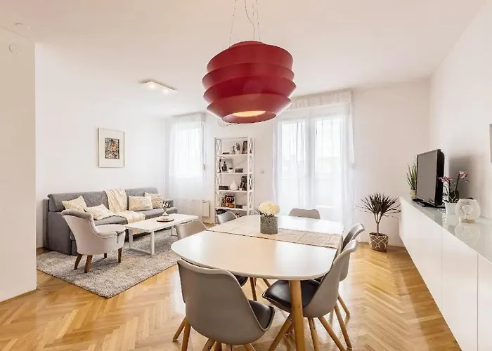 Summer Spot Centar 公寓